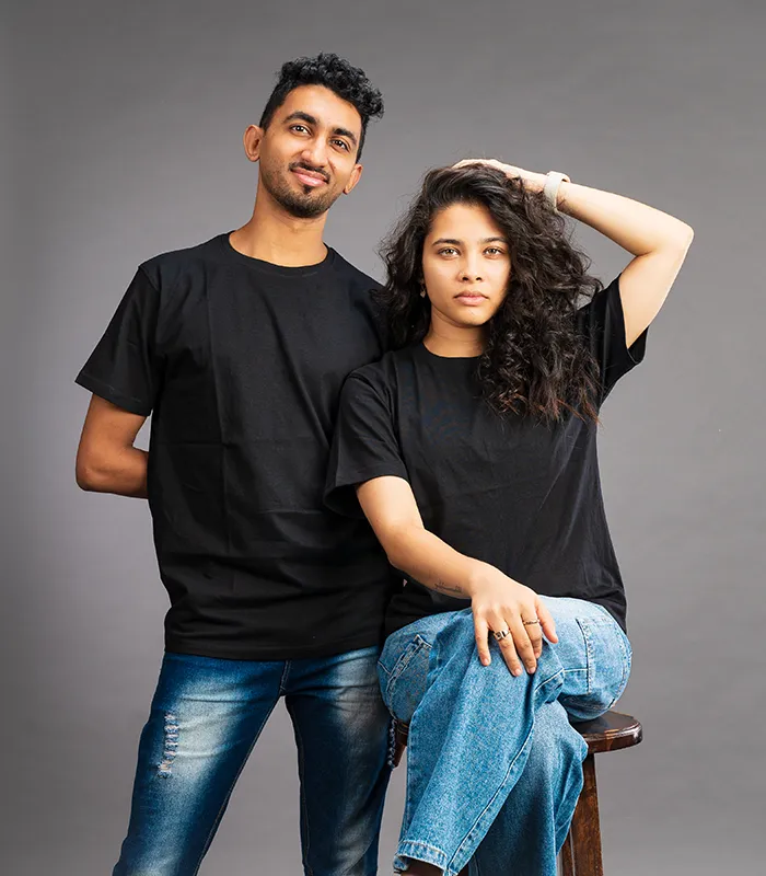 Black-Round-Neck-Unisex-Tshirt-01